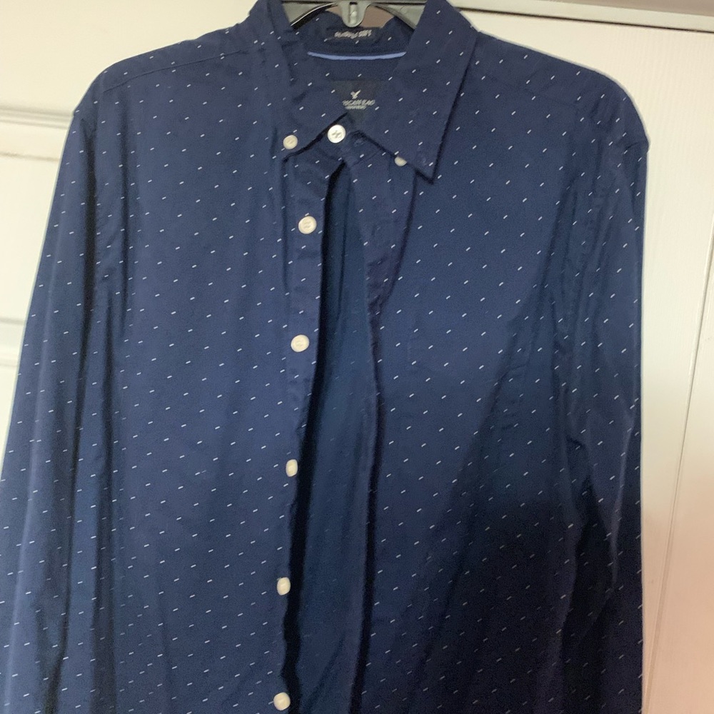 Polka dot American eagle long sleeve shirt